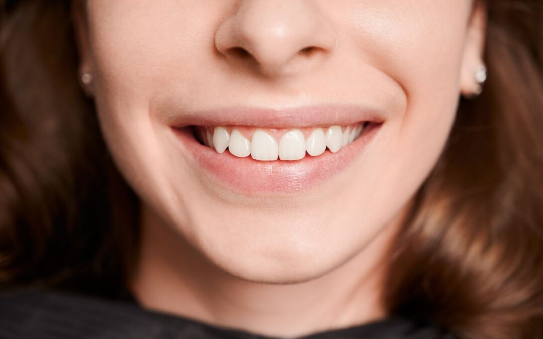 Dazzling Smiles For The Holidays: How Cosmetic Dentistry Can Transform Your Look This Christmas?